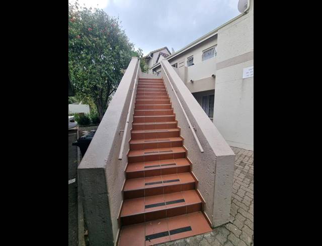 2 BEDROOM APARTMENT FOR SALE IN EDEN GLEN